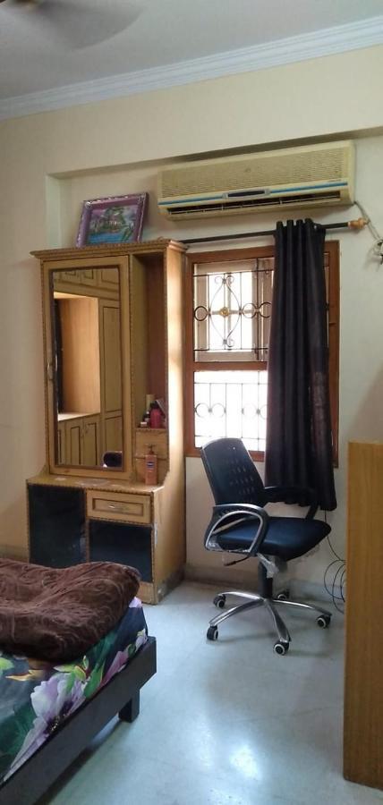 Srinivas Nilayam Apartamento Hyderabad Exterior foto
